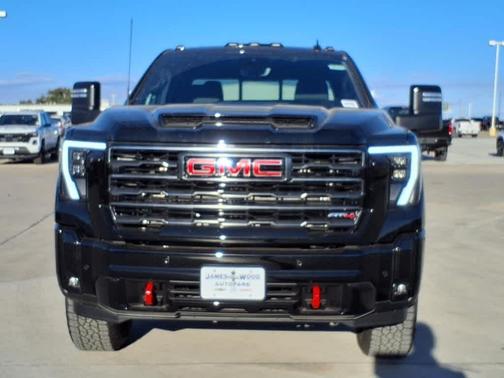 2025 GMC Sierra 2500 AT4