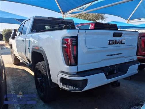 2024 GMC Sierra 2500 AT4