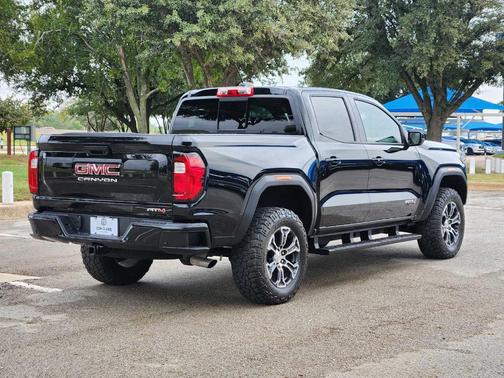 2023 GMC Canyon AT4