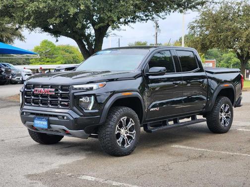 2023 GMC Canyon AT4