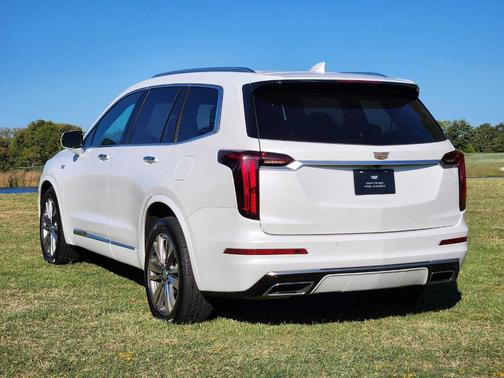 2021 Cadillac XT6 Premium Luxury FWD