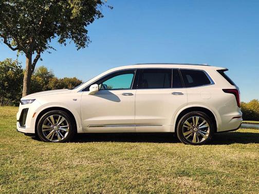 2021 Cadillac XT6 Premium Luxury FWD