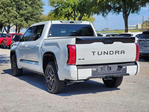 2024 Toyota Tundra Platinum