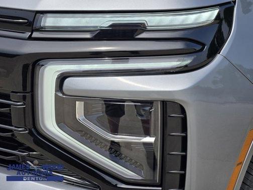 2025 Chevrolet Suburban RST