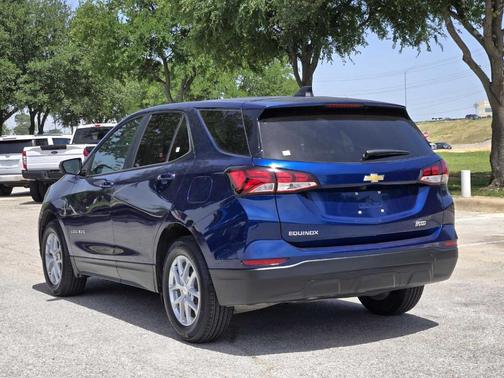 2022 Chevrolet Equinox LS