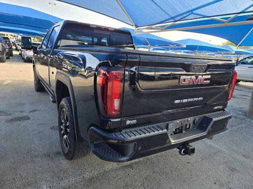 2022 GMC Sierra 2500 AT4