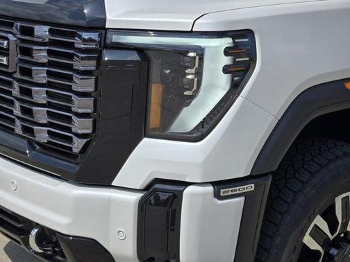 2025 GMC Sierra 2500 Denali Ultimate