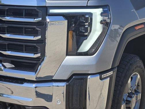 2026 GMC Sierra 2500 SLT