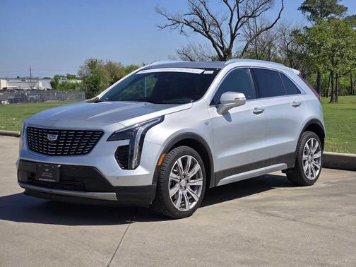 2021 Cadillac XT4 Premium Luxury