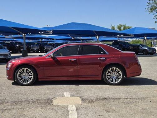 2014 Chrysler 300C Base