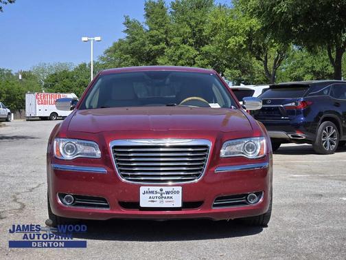 2014 Chrysler 300C Base