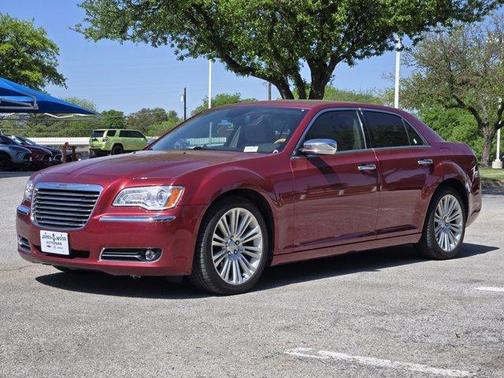 2014 Chrysler 300C Base