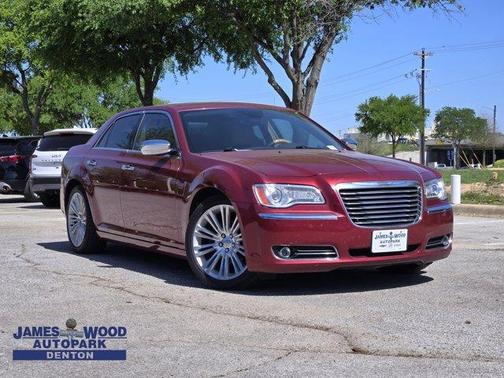 2014 Chrysler 300C Base