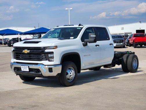 2025 Chevrolet Silverado 3500 WT