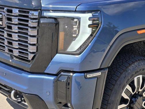 2025 GMC Sierra 2500 Denali Ultimate