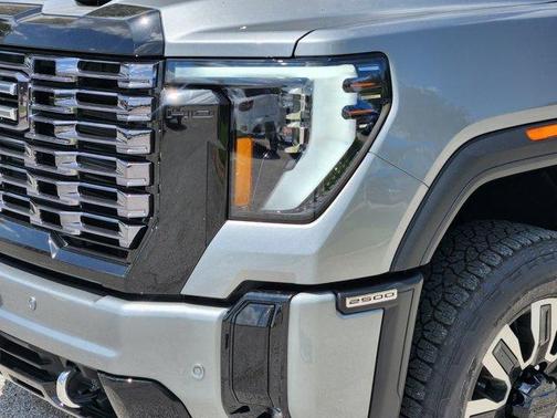 2025 GMC Sierra 2500 Denali Ultimate