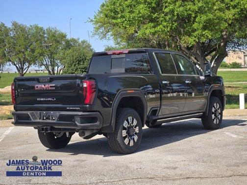 2025 GMC Sierra 2500 Denali