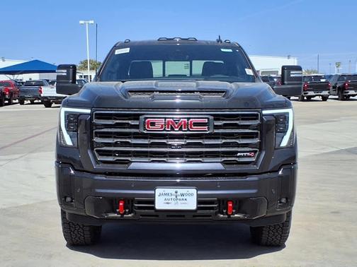 2025 GMC Sierra 2500 AT4