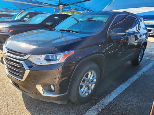 2021 Chevrolet Traverse LT Cloth