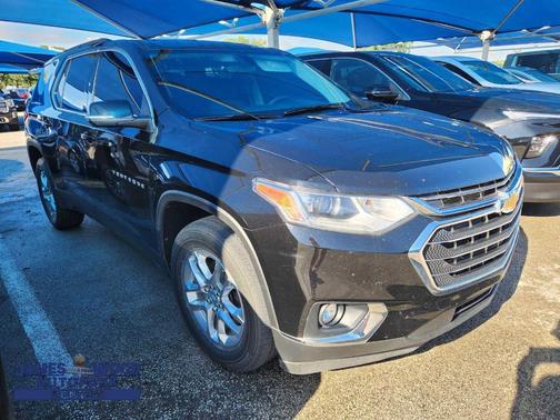 2021 Chevrolet Traverse LT Cloth