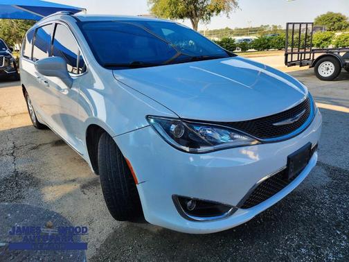 2018 Chrysler Pacifica Touring-L Plus