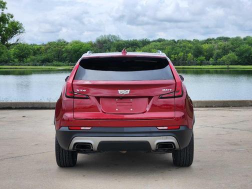 2019 Cadillac XT4 Premium Luxury