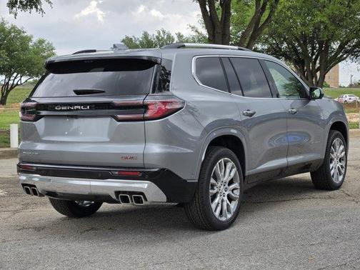 2025 GMC Acadia Denali
