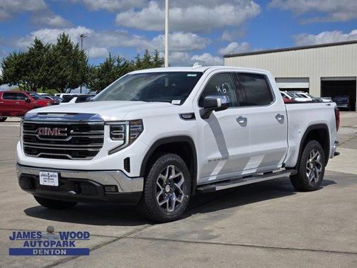 2025 GMC Sierra 1500 SLT