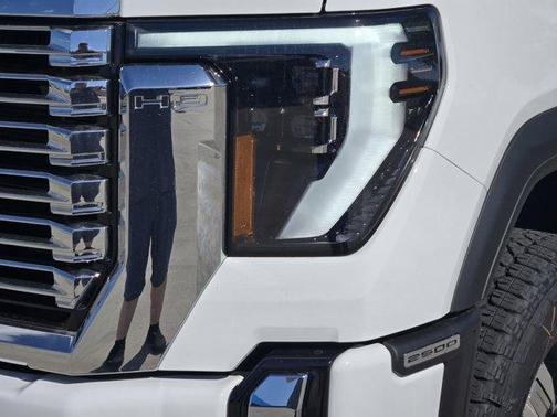2025 GMC Sierra 2500 Denali