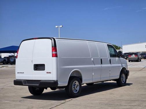 2025 GMC Savana 2500 Work Van