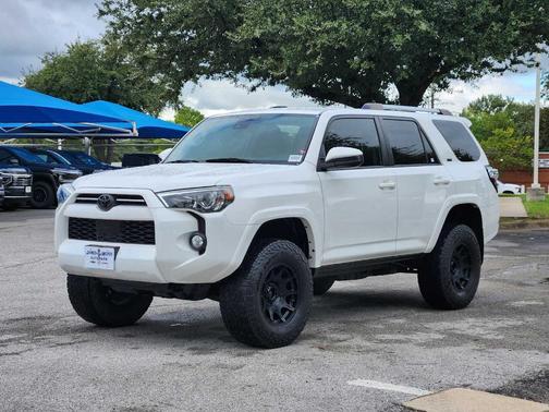 2020 Toyota 4Runner SR5