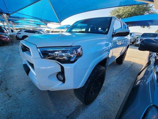 2020 Toyota 4Runner SR5