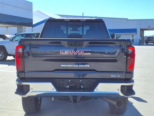 2025 GMC Sierra 2500 SLT
