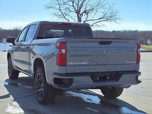 2025 Chevrolet Silverado 1500 Custom