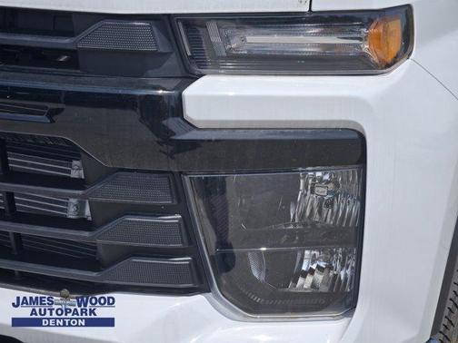 2025 Chevrolet Silverado 3500 WT