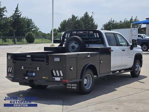 2025 Chevrolet Silverado 3500 WT
