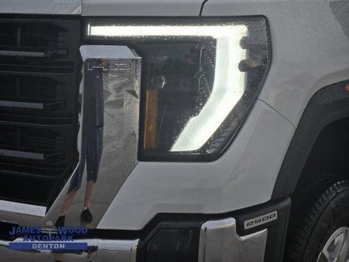 2025 GMC Sierra 2500 Pro