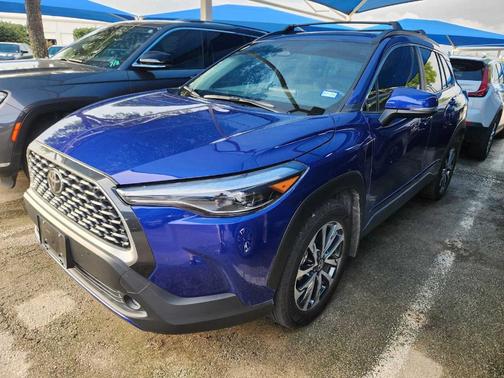 2024 Toyota Corolla Cross XLE