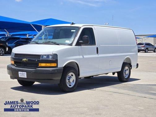 2025 Chevrolet Express 2500 Work Van