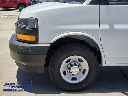 2025 Chevrolet Express 2500 Work Van