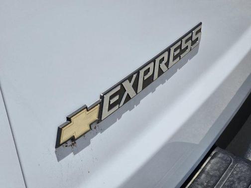 2025 Chevrolet Express 2500 Work Van
