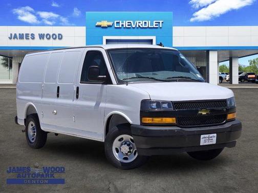 2025 Chevrolet Express 2500 Work Van