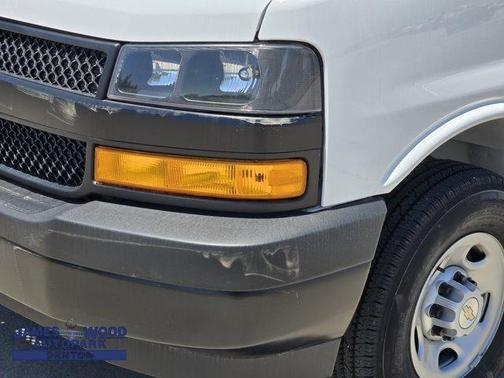 2025 Chevrolet Express 2500 Work Van