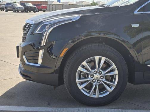 2025 Cadillac XT5 Luxury