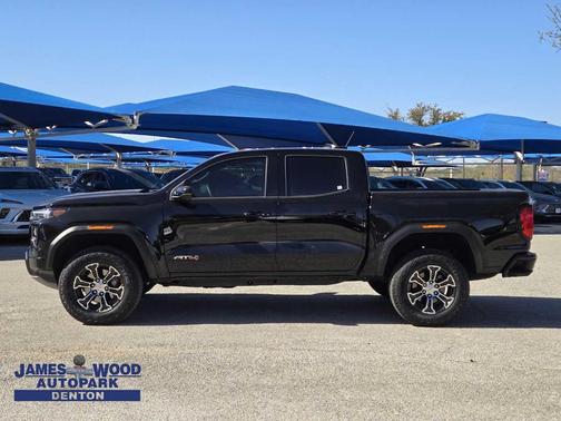 2024 GMC Canyon AT4