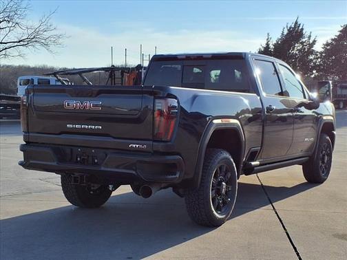 2025 GMC Sierra 2500 AT4