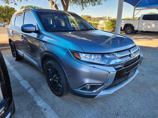 2018 Mitsubishi Outlander LE