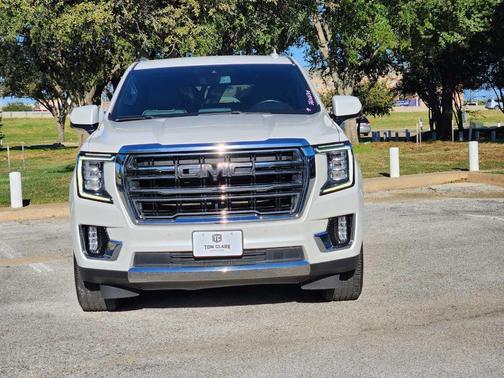2022 GMC Yukon XL SLT