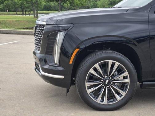 2025 Cadillac Escalade ESV Premium Luxury