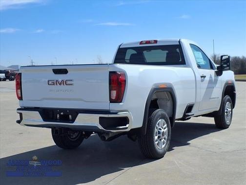 2025 GMC Sierra 2500 Pro